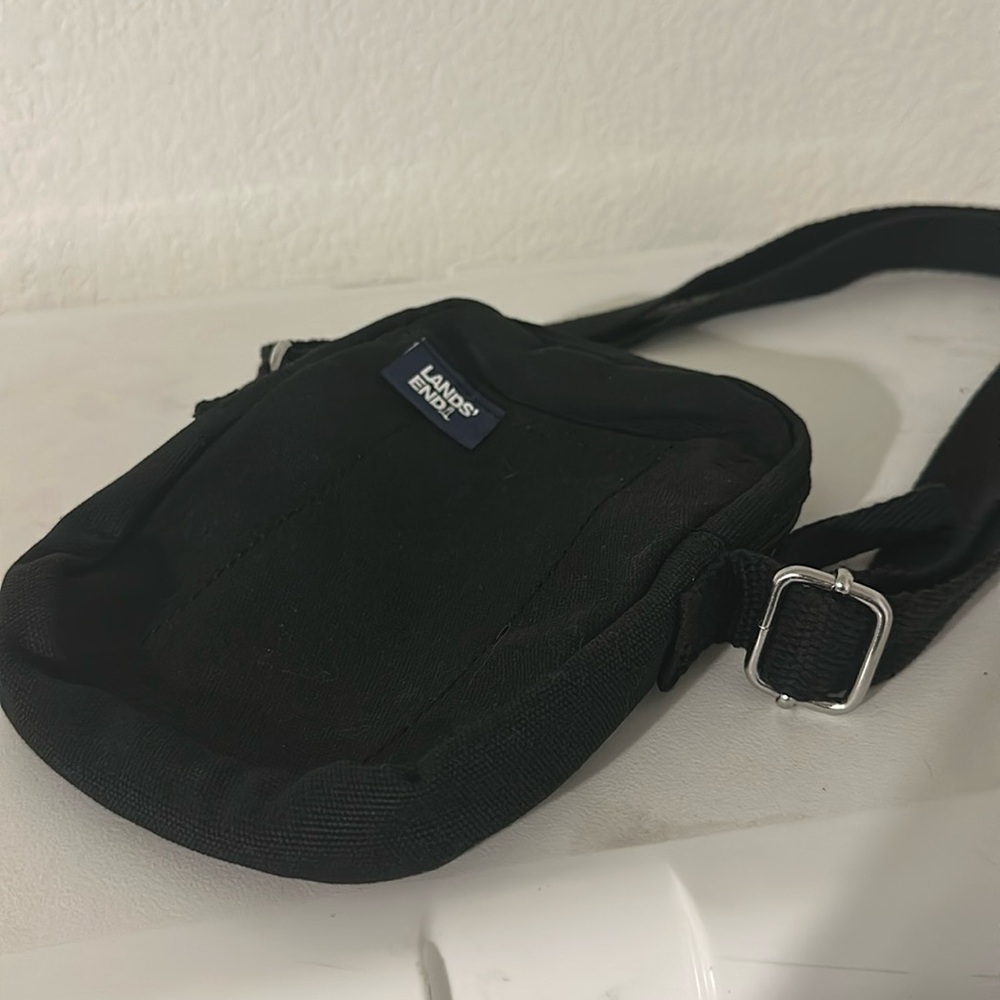 Lands End travel pouch